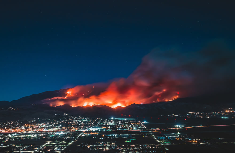 City in danger from Wildfire.