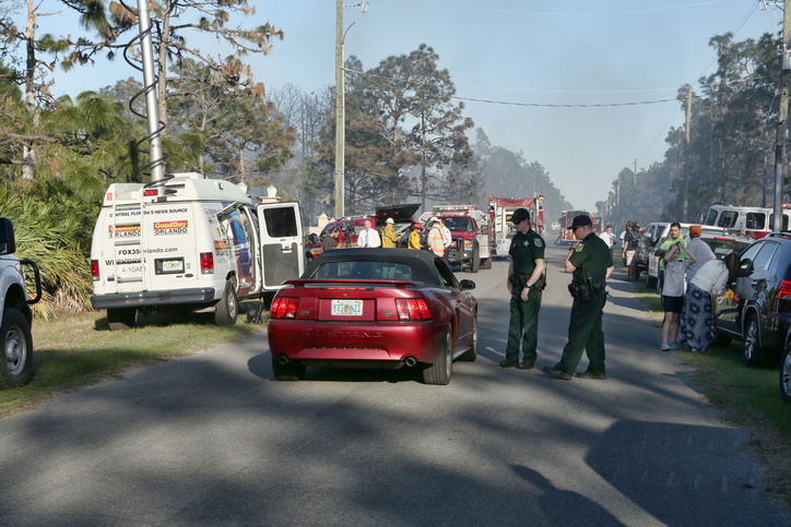 Wildfire smoke damages lungs.